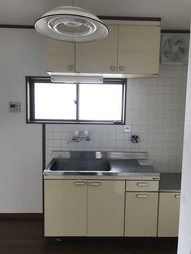 神戸市灘区倉石通６丁目のアパートのキッチン