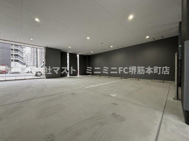グランヴィラッセ北梅田の駐車場