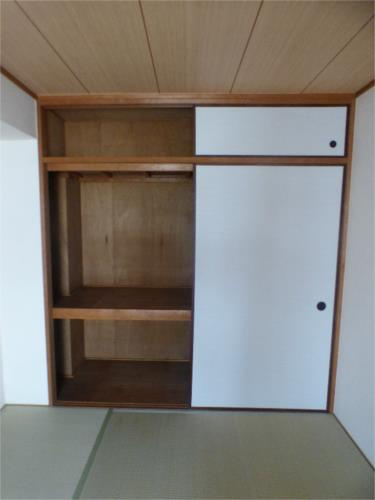 神戸市東灘区深江北町１丁目の賃貸マンションの収納