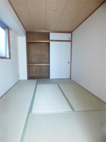 神戸市東灘区深江北町１丁目の賃貸マンションの居間・リビング