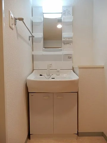 神戸市中央区橘通２丁目の賃貸マンションの洗面所