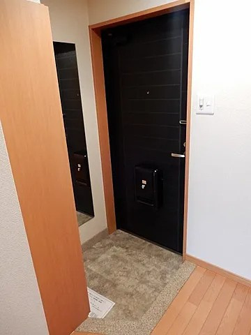 神戸市中央区橘通２丁目の賃貸マンションの玄関