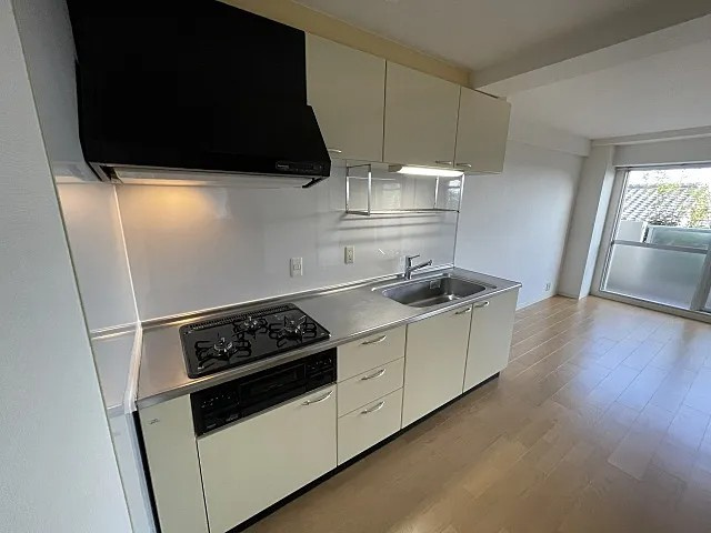 神戸市東灘区森北町６丁目の賃貸マンションのキッチン