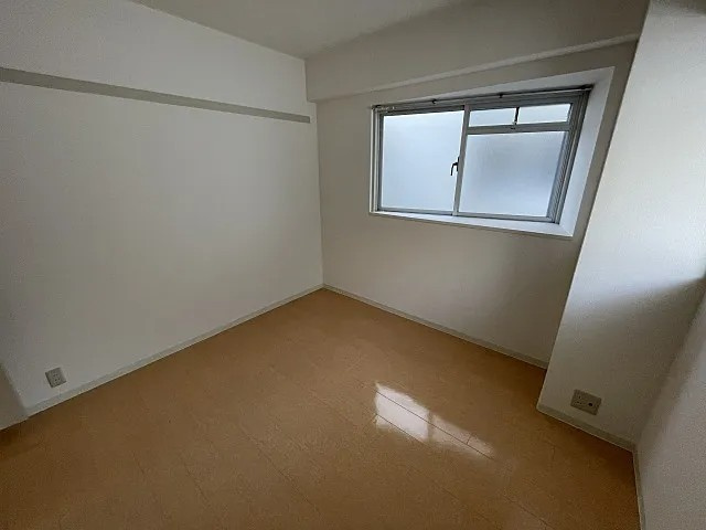 神戸市東灘区森北町６丁目の賃貸マンションの居間・リビング