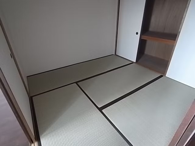 神戸市東灘区森北町６丁目の賃貸マンションの居間・リビング