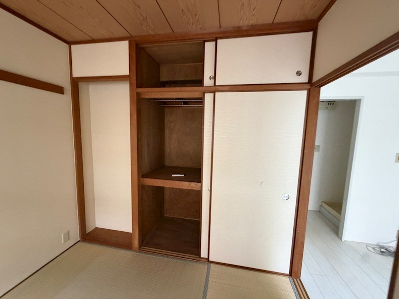 神戸市東灘区本庄町１丁目の賃貸マンションの収納