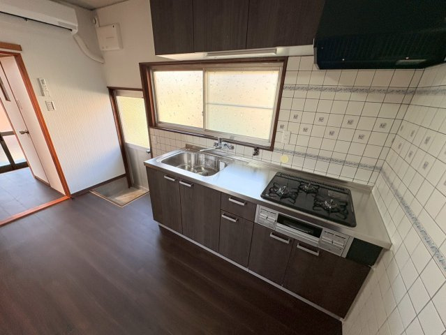 神戸市灘区篠原本町１丁目の一戸建てのキッチン