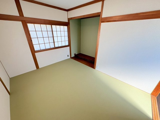神戸市灘区篠原本町１丁目の一戸建ての居間・リビング