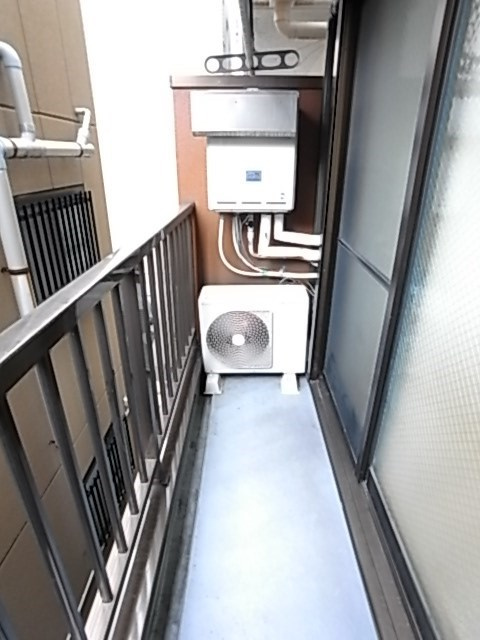 神戸市中央区旭通３丁目の賃貸マンションのバルコニー