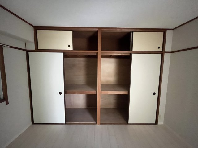 神戸市灘区水道筋１丁目の賃貸マンションの収納