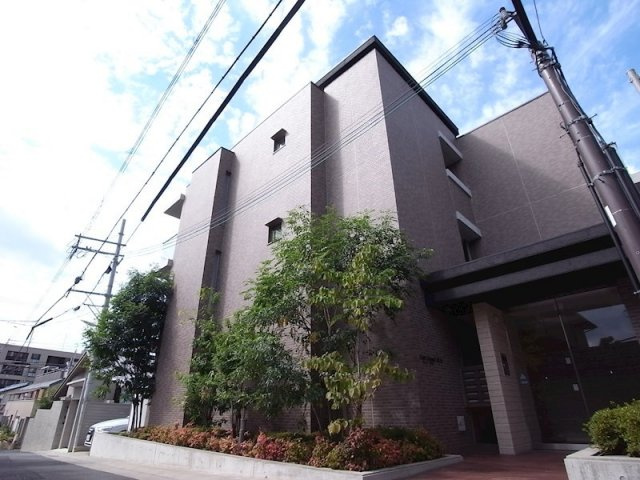 神戸市東灘区本山北町２丁目の賃貸マンションの外観