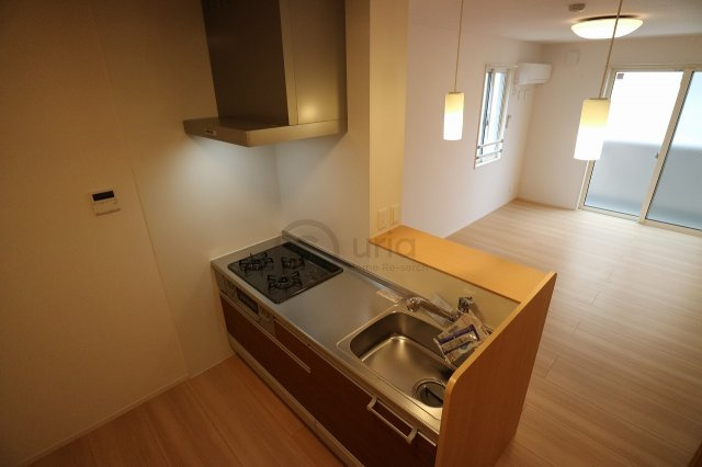 神戸市灘区灘北通８丁目の賃貸マンションのキッチン