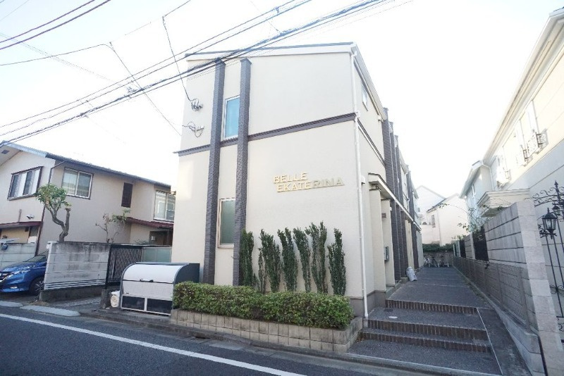 ＢＥＬＬＥ ＥＫＡＴＥＲＩＮＡのエントランス