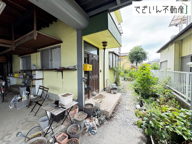 【玄関】 | 熊谷市樋春　中古住宅   | 現地(2026年8月撮影)