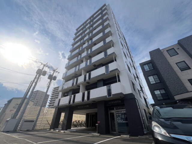 ＭＯＤＥＮＡ円山（モデナ円山）