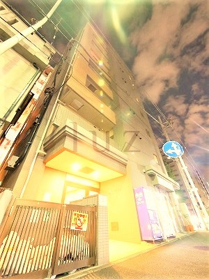 森ビルの外観