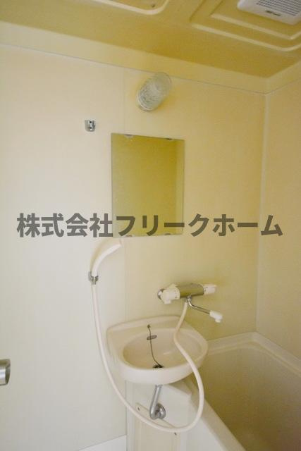 ヴァンベール三鷹の洗面所