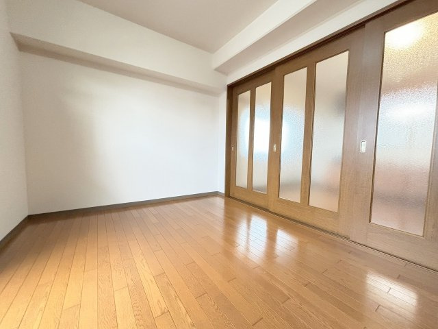 パレス東洋小松館の洋室