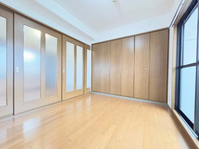 パレス東洋小松館の洋室
