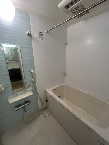 アン・ジュール・ド・フルールの浴室|別部屋参考写真