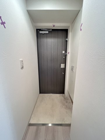LaDouceur梅田Eastの玄関