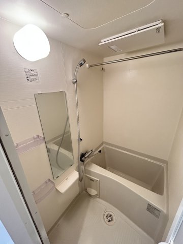 LaDouceur梅田Eastの浴室