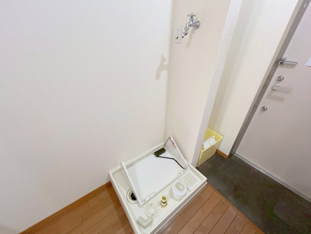 モダニカの設備|★室内洗濯機置き場★※別部屋の参考写真となります