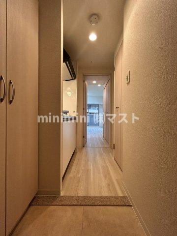 大阪市西区江戸堀１丁目の賃貸マンションの玄関