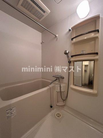 大阪市西区江戸堀１丁目の賃貸マンションの浴室