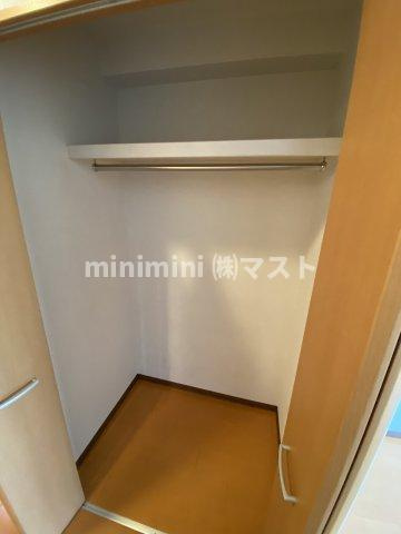 大阪市西区靱本町１丁目の賃貸マンションの収納