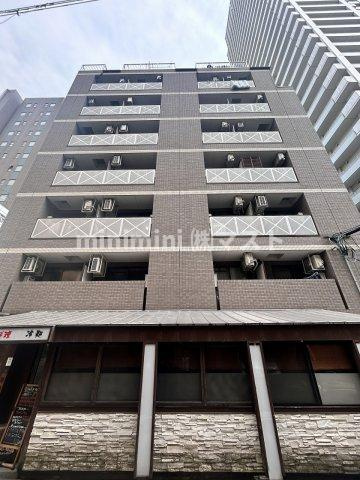 大阪市西区新町１丁目の賃貸マンションの外観