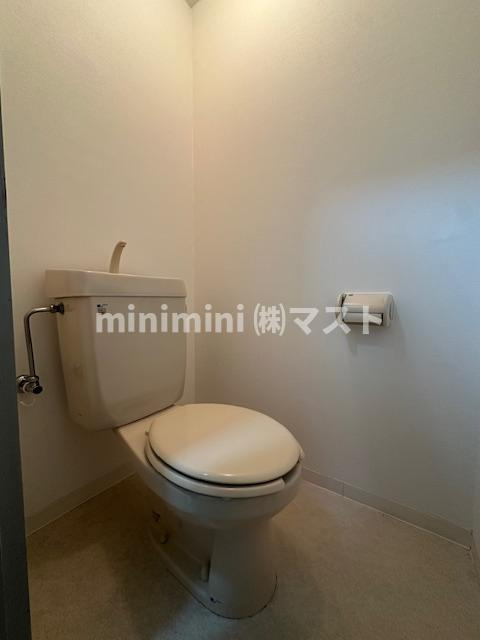 大阪市西区南堀江１丁目の賃貸マンションのトイレ
