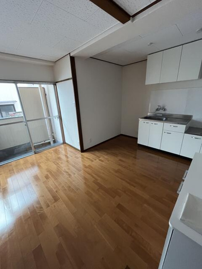 【洋室】 | 鯨岡マンション
