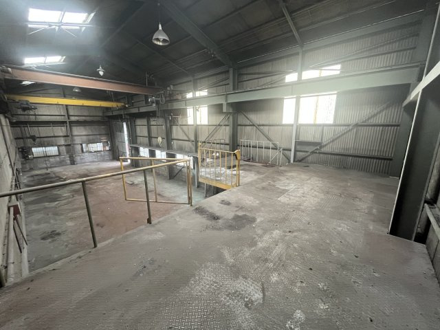 小川6丁目倉庫
