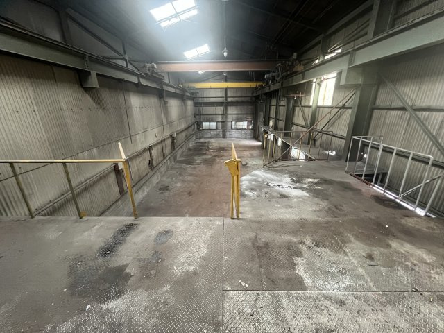 小川6丁目倉庫