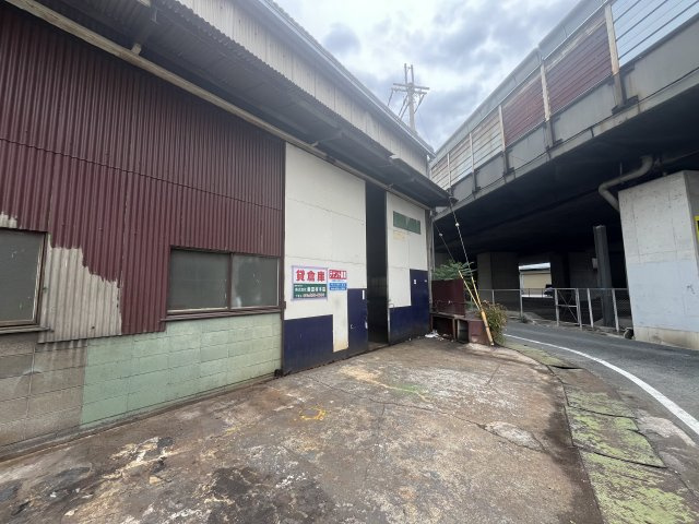 小川6丁目倉庫