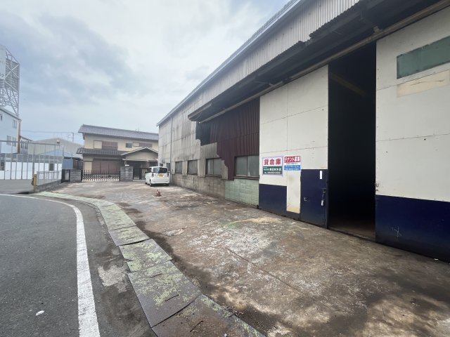 小川6丁目倉庫