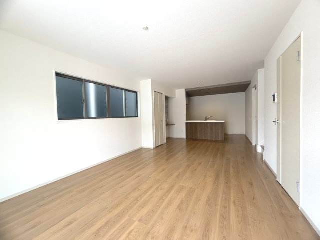 明石市貴崎1丁目　新築戸建2号棟の居間・リビング
