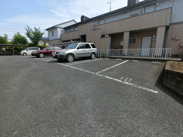 【駐車場】