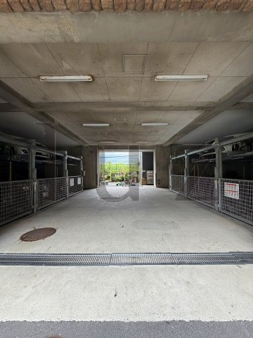 ダイアパレスグランデージ川崎多摩川リバーウイングスの駐車場