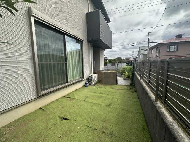 大戸三丁目貸家の庭
