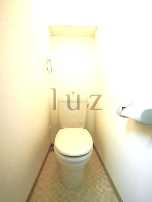 メゾンコットンハーバーのトイレ|落ち着いたトイレです