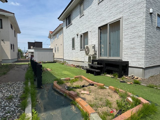 星置3条1丁目　一戸建ての庭