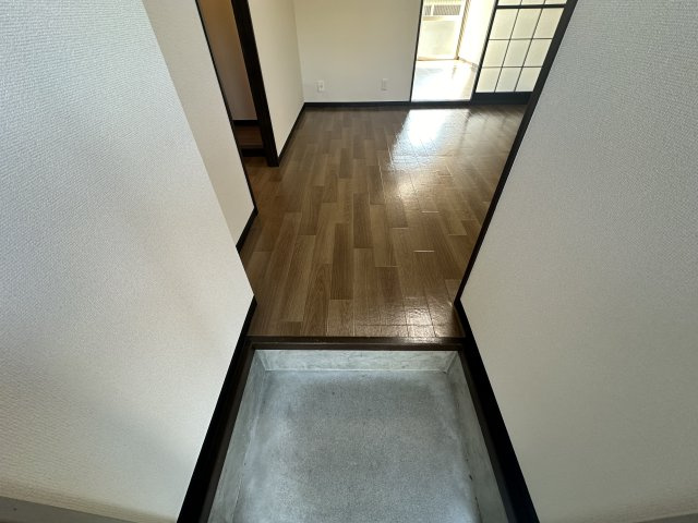 ハイツ東新C棟の内装