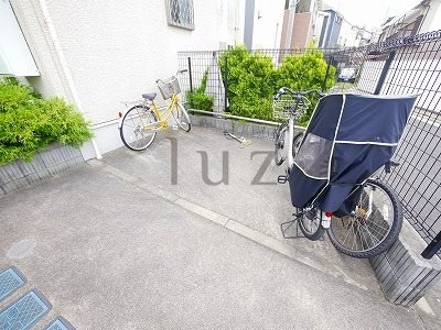 ベル大倉山イーストのその他共用部分|駐輪場完備です。