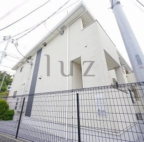 ベル大倉山イースト