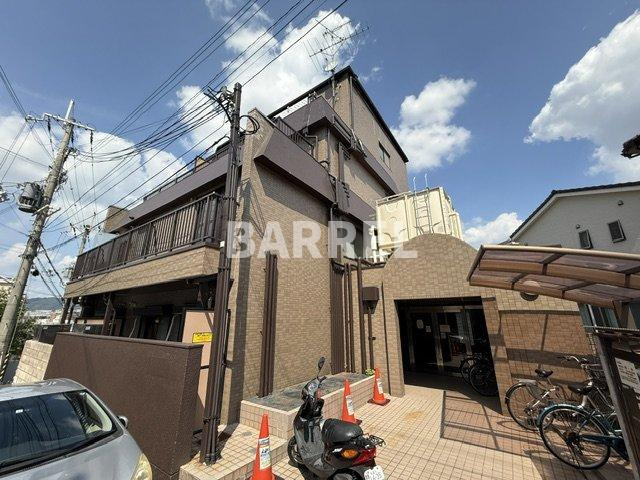 スカイホーム瀬川の外観