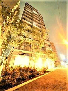 ラリーズの外観