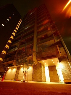 ラリーズの外観