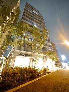 ラリーズの外観